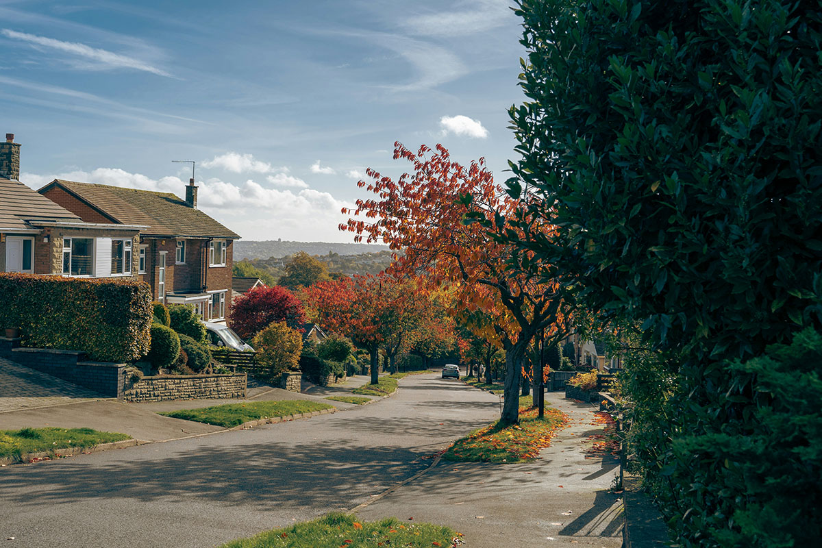 5-Signs-Your-Home-Ready-Fresh-Coat-Paint-ben-elliott-unsplash 5 Signs Your Home Is Ready for a Fresh Coat of Paint